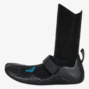 Roxy Syncro Series 3MM round toe wet suit shoes, size 8, NWT and box, never worn